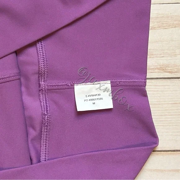 Vuori All The Form Leggings BRIGHT VIOLET VW4130 Size Medium - Picture 5 of 9